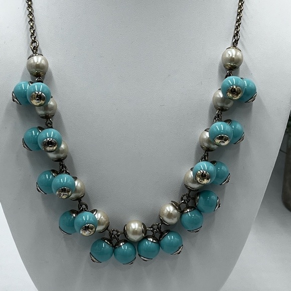 J. Crew Funfetti Aqua Faux Pearl Turquoise Beaded Bauble Cluster Bib Necklace - Picture 3 of 16